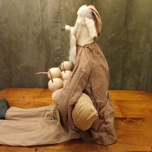 *RARE* Vintage “Honey and Me” Primitive Folk Art Santa & Snowmen Doll (NWT) - Picture 6 of 12